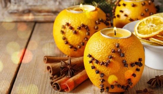 Ozdobná svíčka z pomeranče