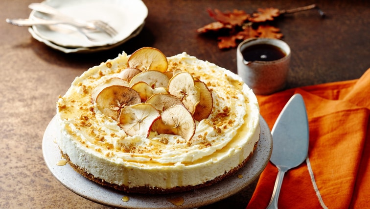 Almás, fahéjas, gyömbéres sajttorta