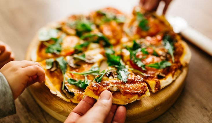 Vyrobte si doma cesto na pizzu ako praví Taliani