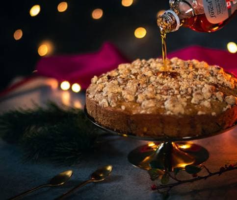 Zimný kávový koláč s orieškami