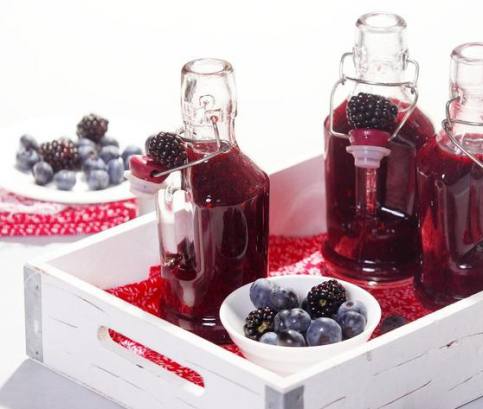 Fresh z borůvek, rybízu a ostružin