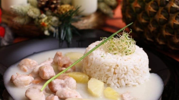 Tejszínes-ananászos csirkemell