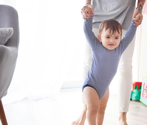 Batole se učí chodit: Jaké úpravy bychom měli provést v bytě?