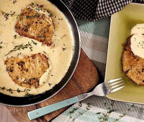 Vepřové v bylinkové omáčce s vínem 