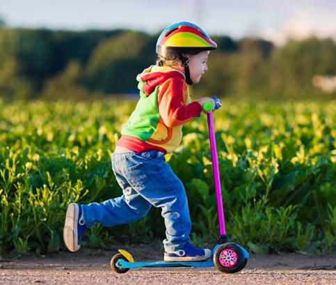 Jak vybrat odrážedlo či koloběžku? Dítě napoví!