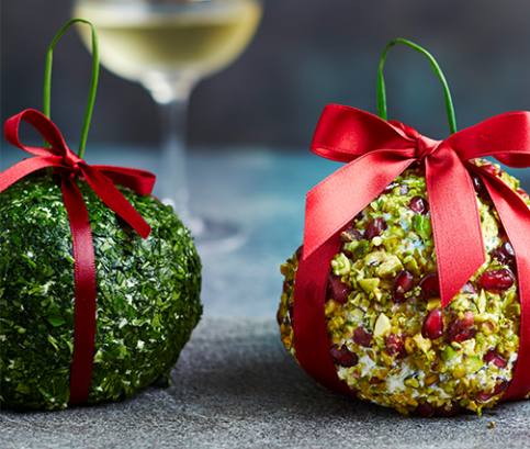 Vianočné syrové guľôčky