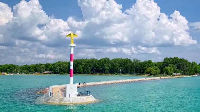 Élvezze a gondtalan balatoni nyaralást: Tesco Online Bevásárlás már Siófokon is!