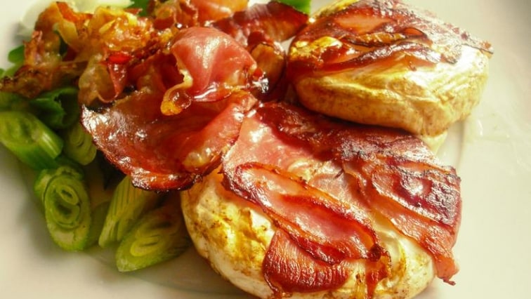 Grilovaný hermelín v alpské šunce