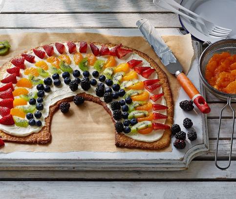 Szivárványos gyümölcspizza