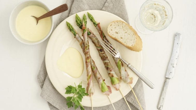 Grilovaný chřest ve slanině