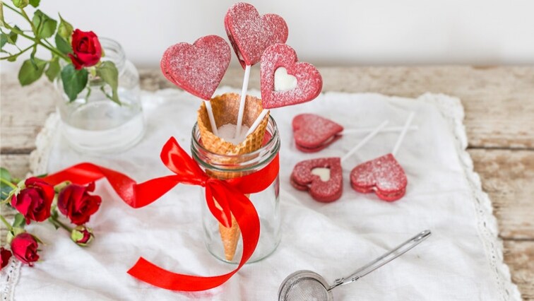 Dokonalý darček ku Dňu matiek: kvety i štýlové doplnky