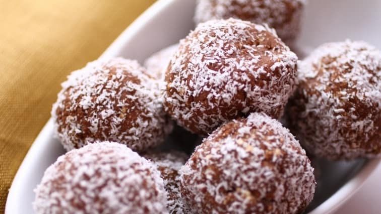 Kekszgolyó lekvárral