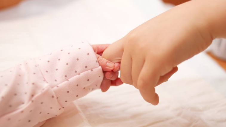 Kötődés újszülött és óvodás korú gyermekeim között