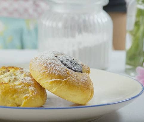 Hagyományos sütemények élesztős tésztából