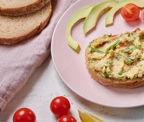 Pomazánka z bílých fazolí se sušenými rajčaty