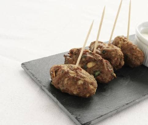 Řecké špízy s tzatziki