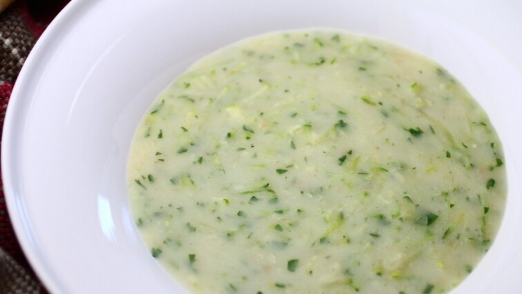 Cukkini főzelék petrezselymesen