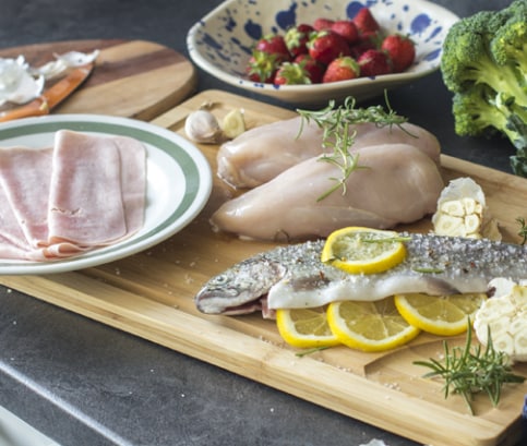 Ako prežiť horúčavy? Odľahčite na leto svoj jedálniček!