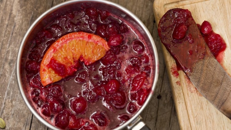 Brusinková omáčka bez přidaného cukru