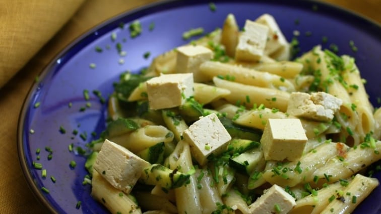 Feta sajtos cukkinis penne