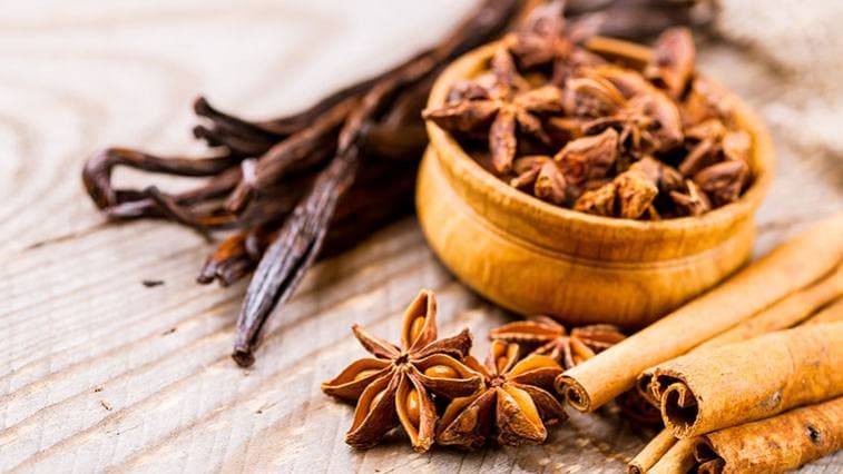 Škorica, kurkuma, zázvor – koreniny, ktoré zohrievajú organizmus