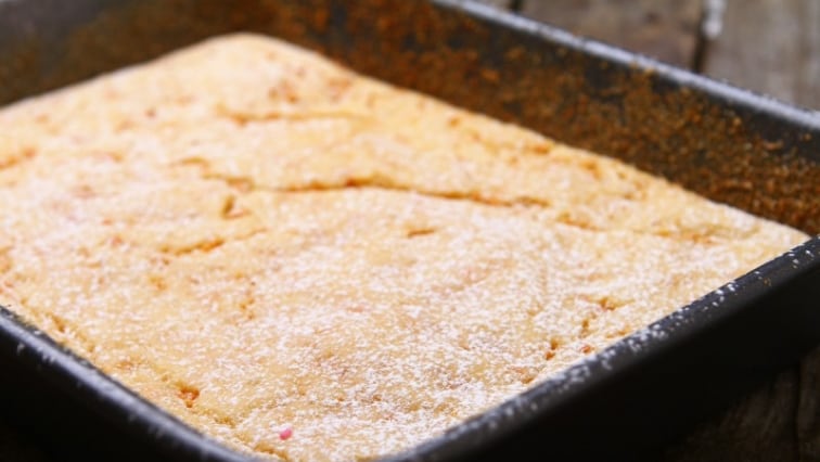 Meggyes-túrós tejes pite