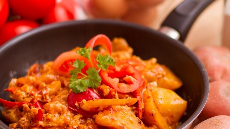 Burgonyás-tojásos  lecsó