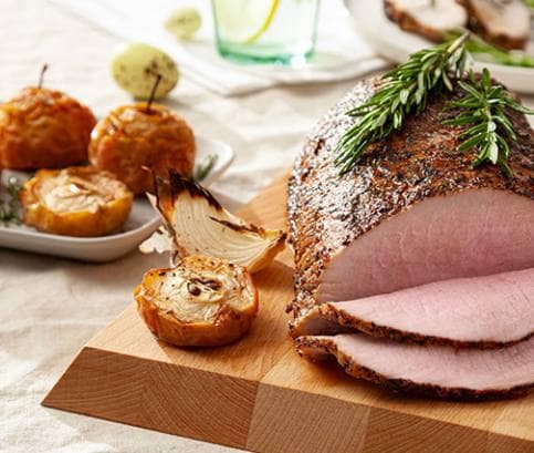 Vepřová pečeně s jablky a cibulí