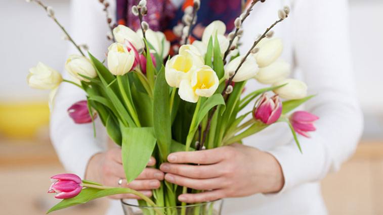 22 tipov, ako udržať kvety vo váze čo najdlhšie čerstvé