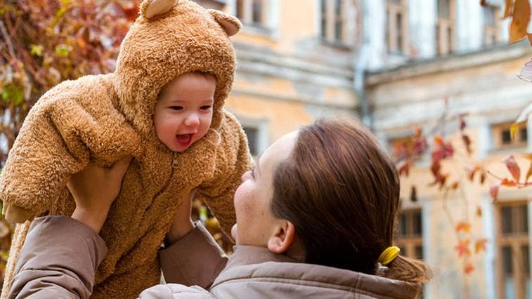 Prezradíme vám zásadu, ako obliecť bábätko na jeseň