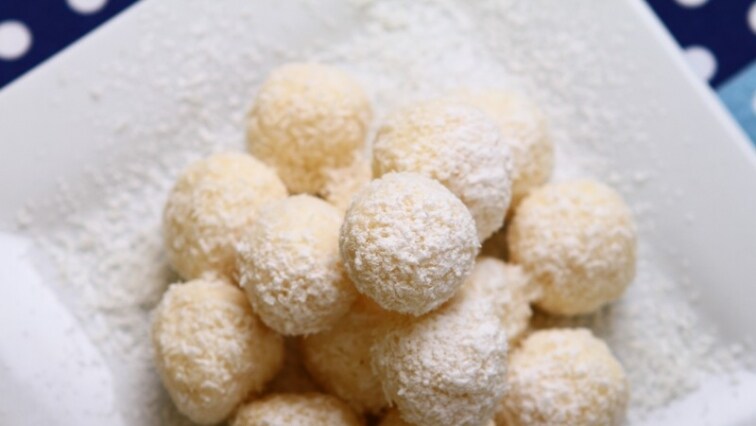 Kókuszos túrógolyó