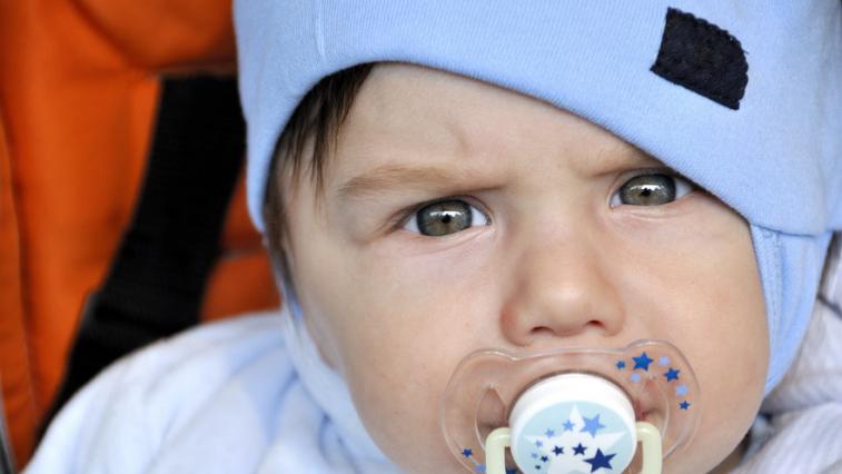 Problémy při kojení: včasnou péčí lze předejít potížím