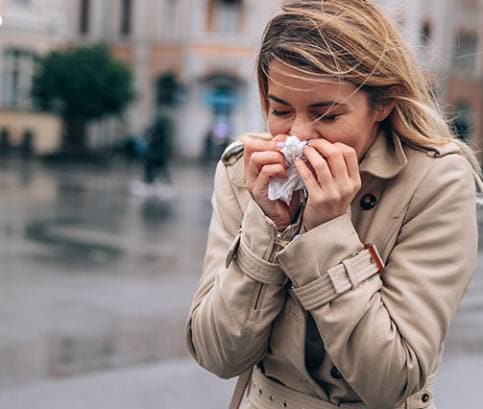 Podzimní nemoci: Chřipka a angína nejsou jediné 