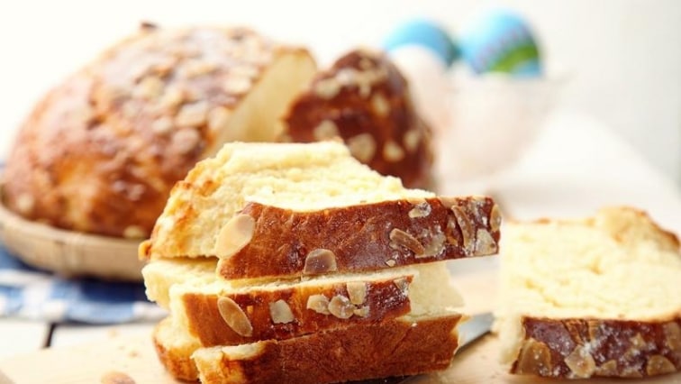 Velikonoční mazanec z celozrnné mouky