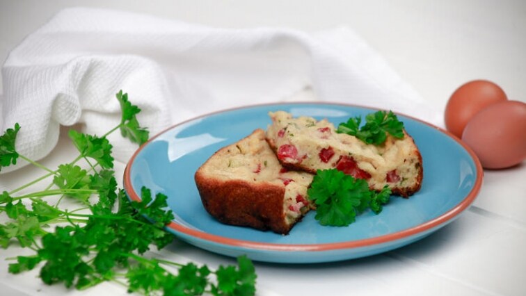 Recept na velikonoční nádivku s uzeným na plech