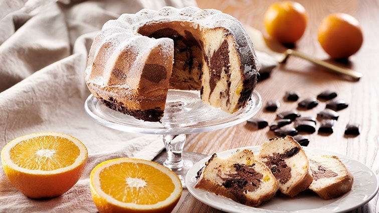 Aromatická bábovka s čokoládou a pomeranči