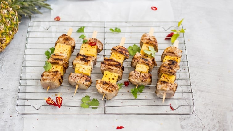 Bravčové špízy s ananásom