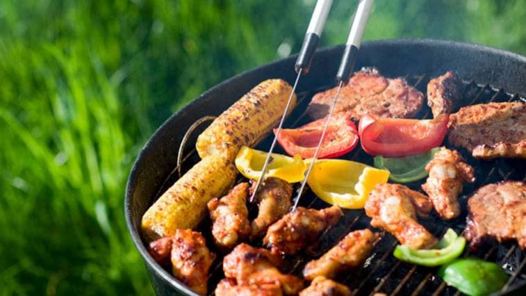Namazať a vypáliť: Už ste pripravili gril na sezónu?