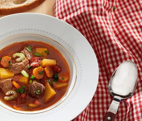 Zöldséges gulyásleves