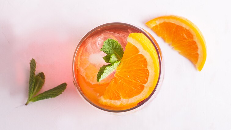 Sekt s ginem a pomerančem