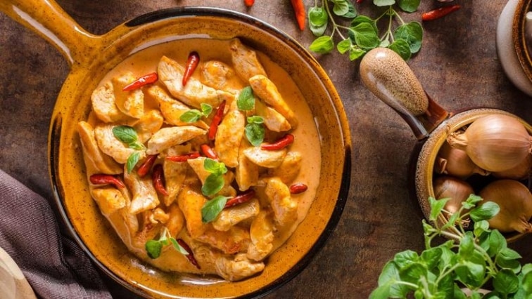 Nestárnoucí klasika české kuchyně: Kuře na paprice