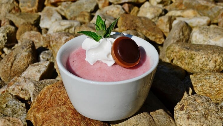 Domácí jahodovo-banánová zmrzlina