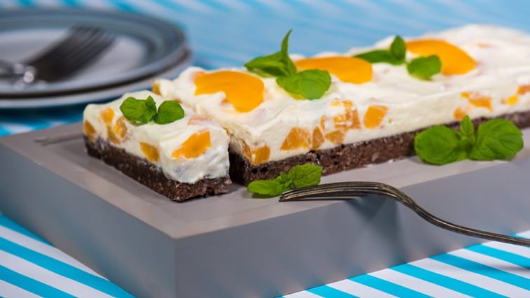 Ricottové rezy s broskyňami