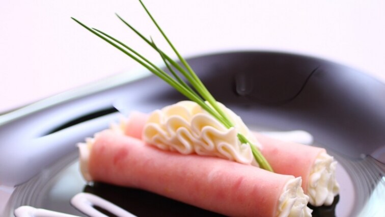 Tormakrémes sonkatekercs