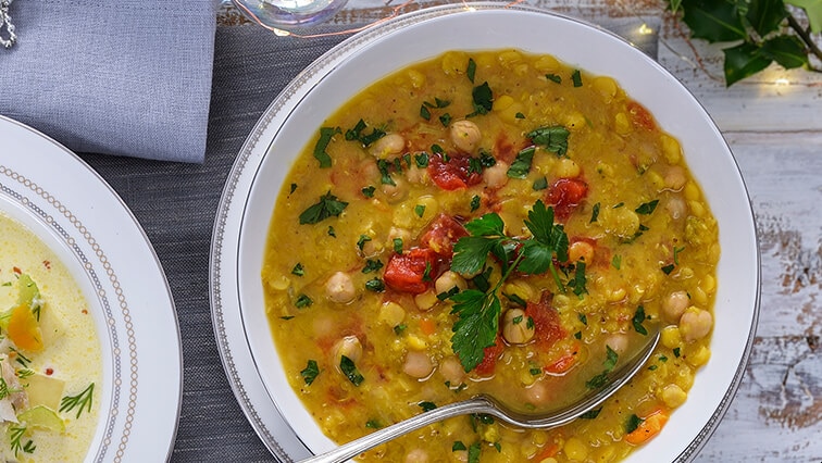 Krémová šošovicovo-hrášková polievka