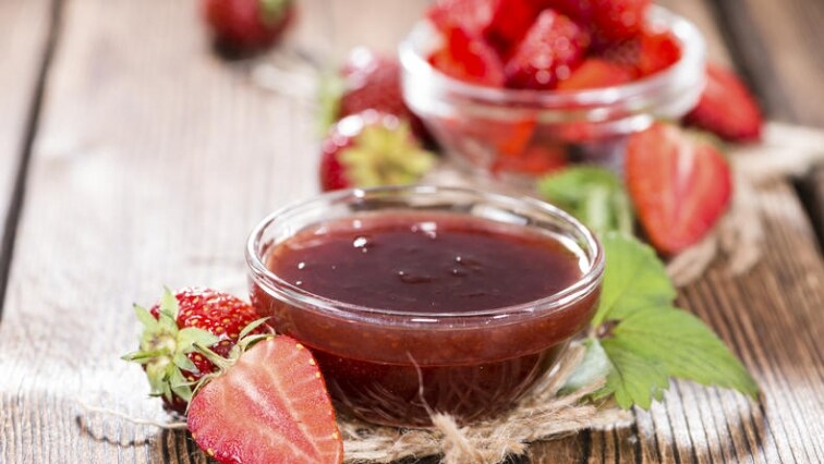 Jahodová omáčka