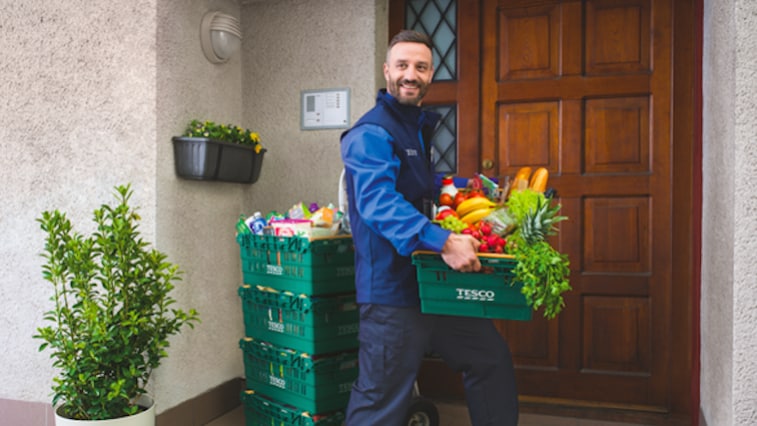 150 millió terméket kézbesített a Tesco 5 év alatt