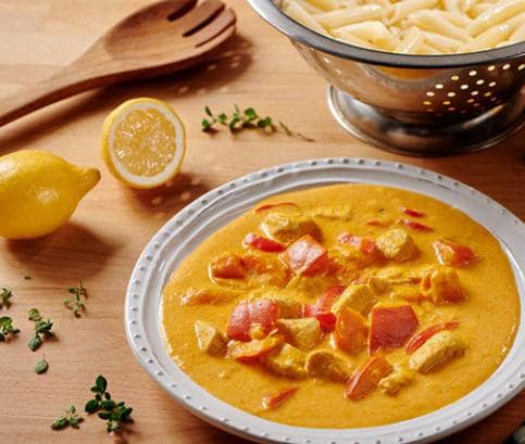 Kurací paprikáš s pečenou tekvicou hokkaido