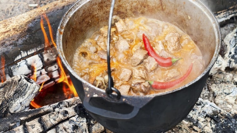 Vepřový guláš z kotlíku