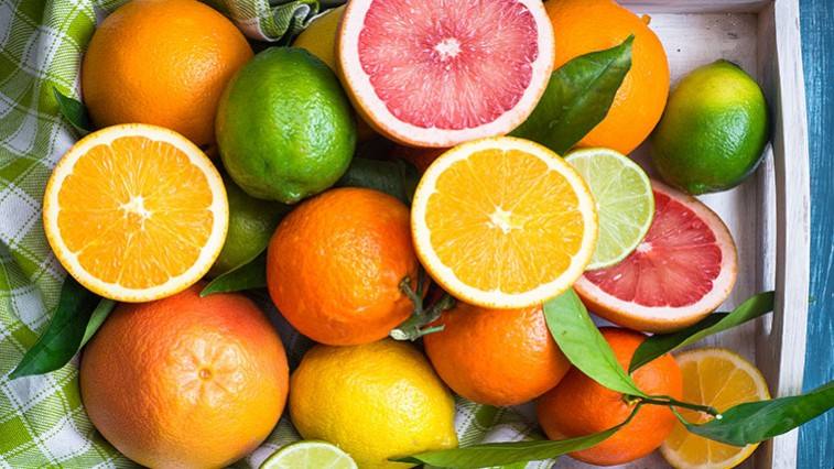 Ocot z citrusov si poradí so špinou aj s plesňami